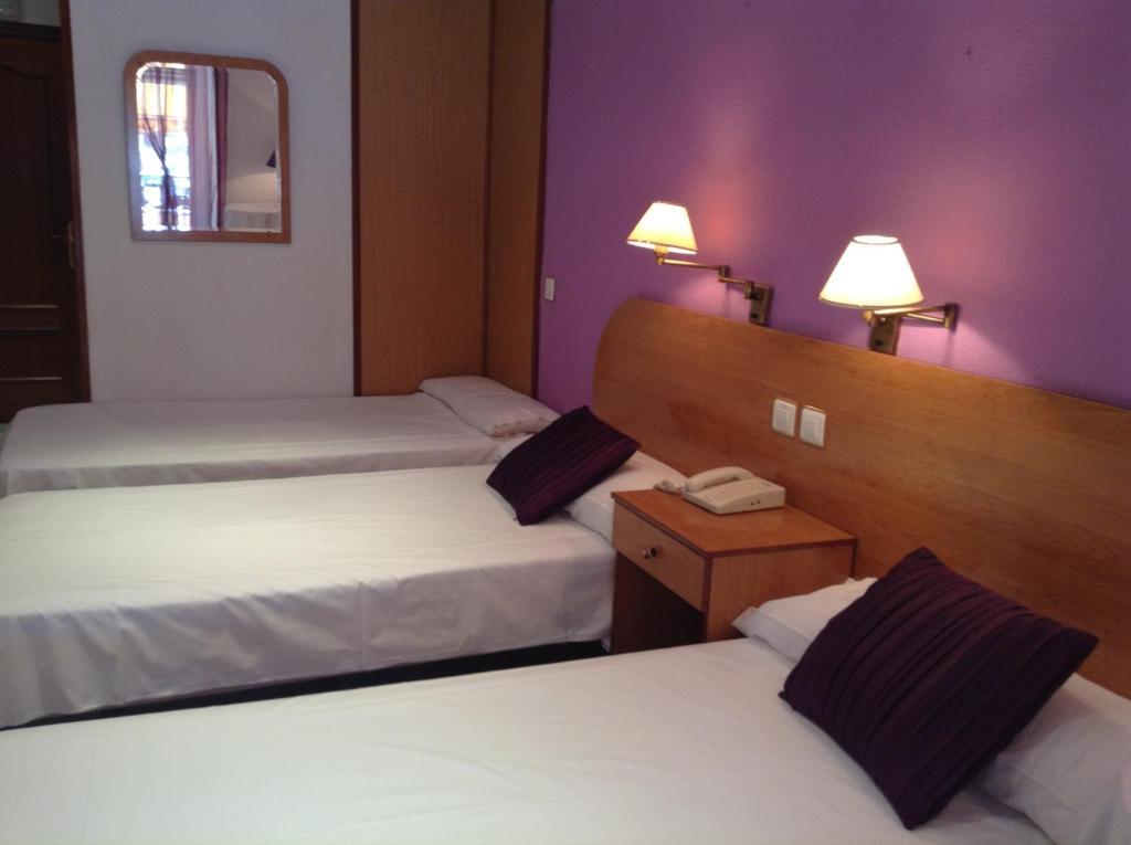 Hostal Santa Marta Aranjuez Zimmer foto